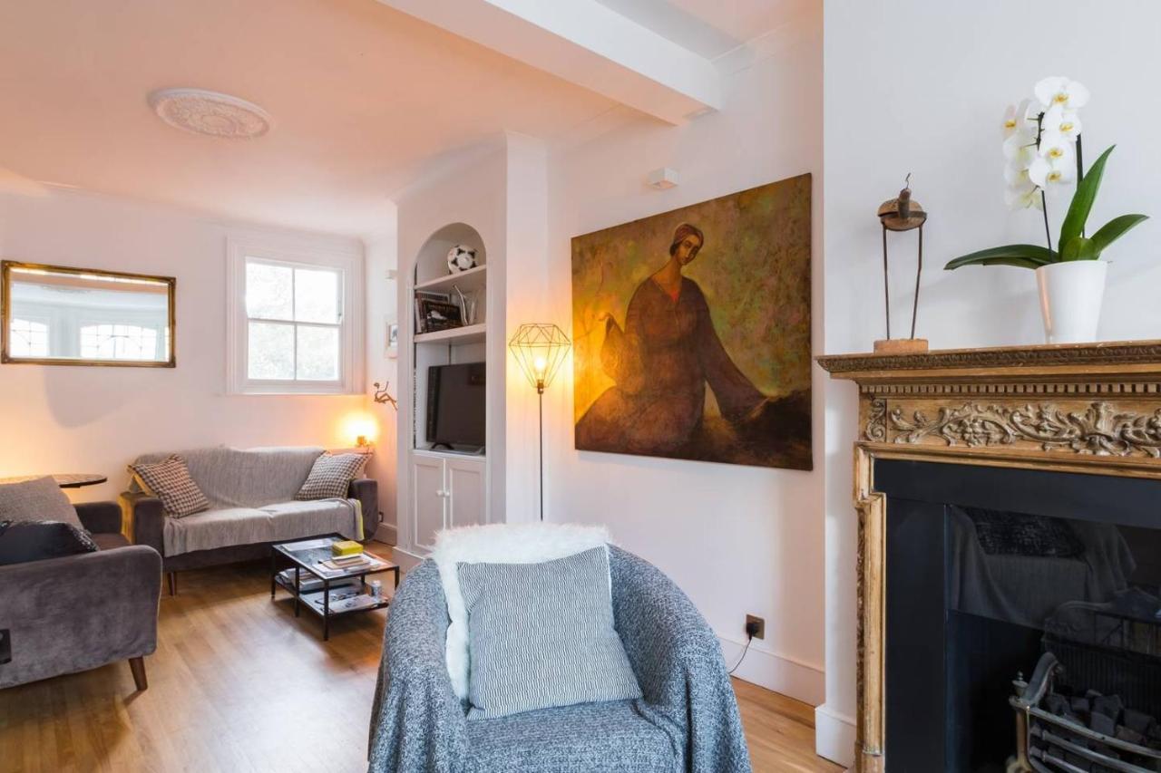 Fabulous 4-bed House In Fulham With Garden! Casa de Férias Londres